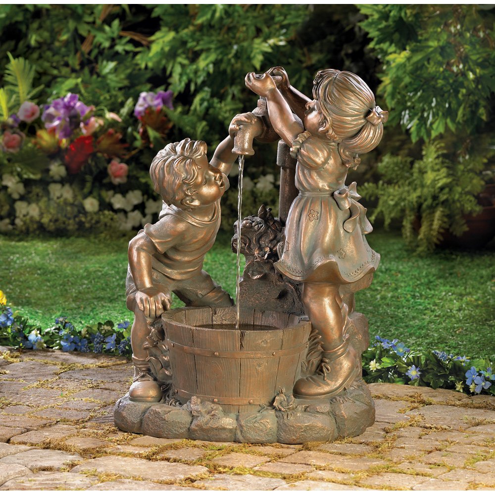Fun and play water fountain