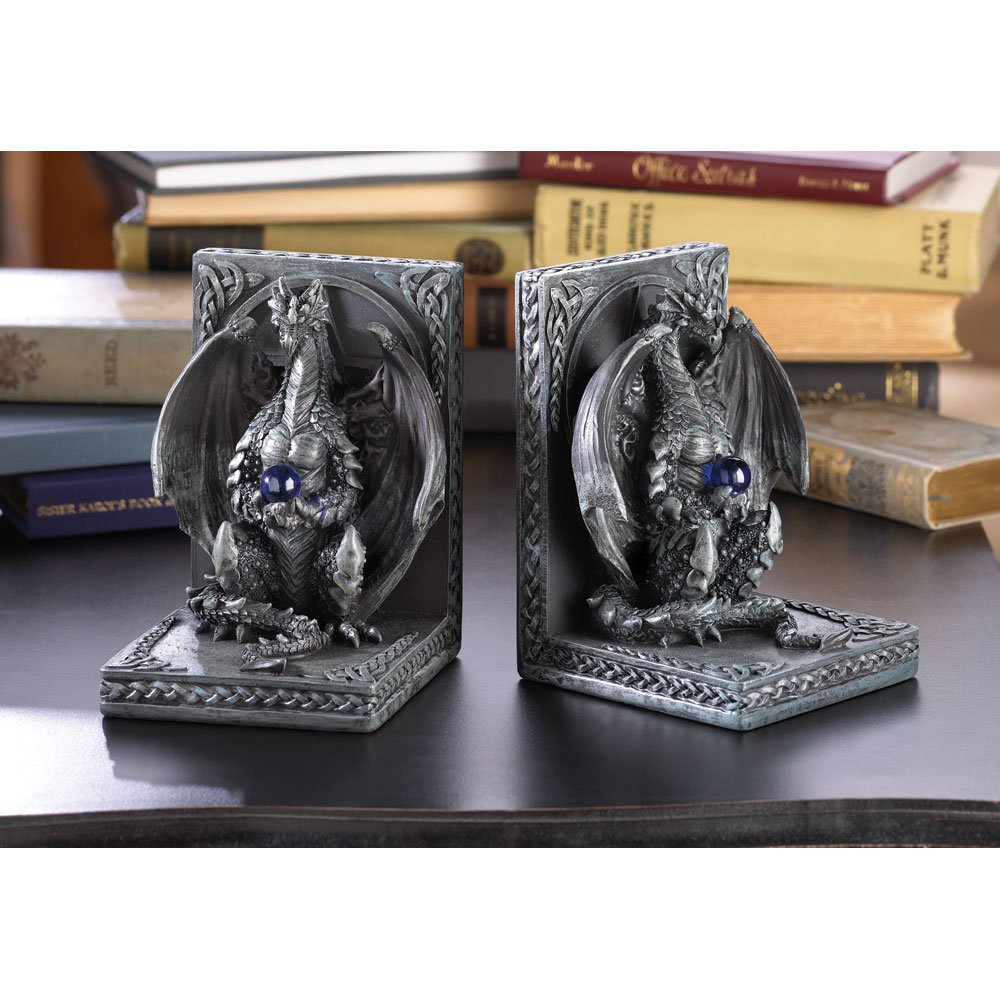 Black dragon bookends