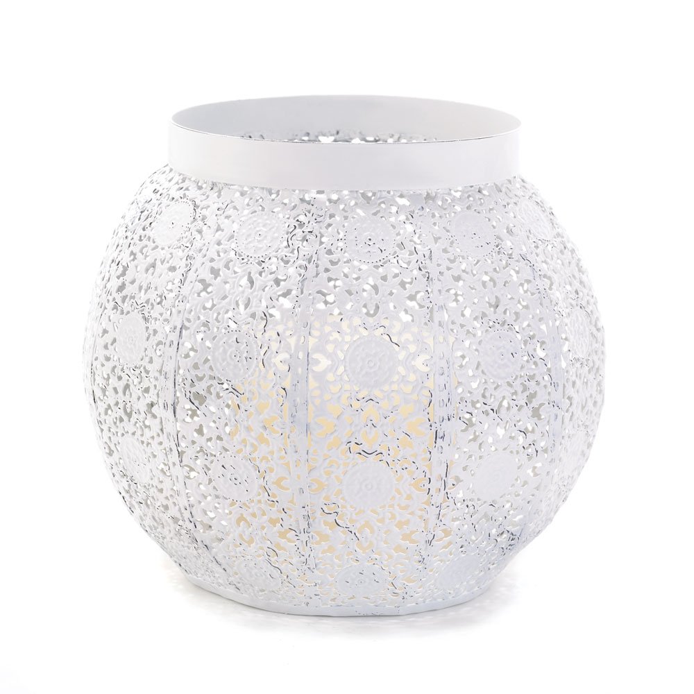 White lace design candleholder