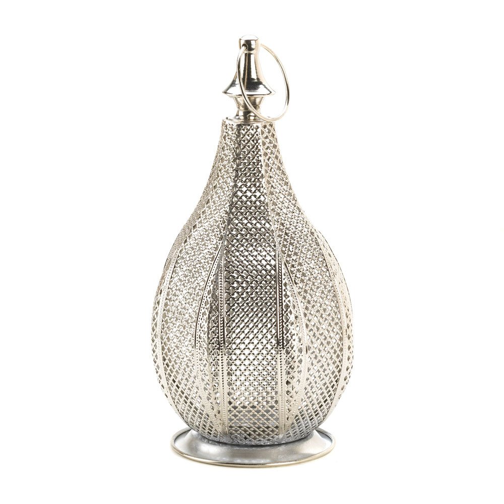 Metal rattan lantern