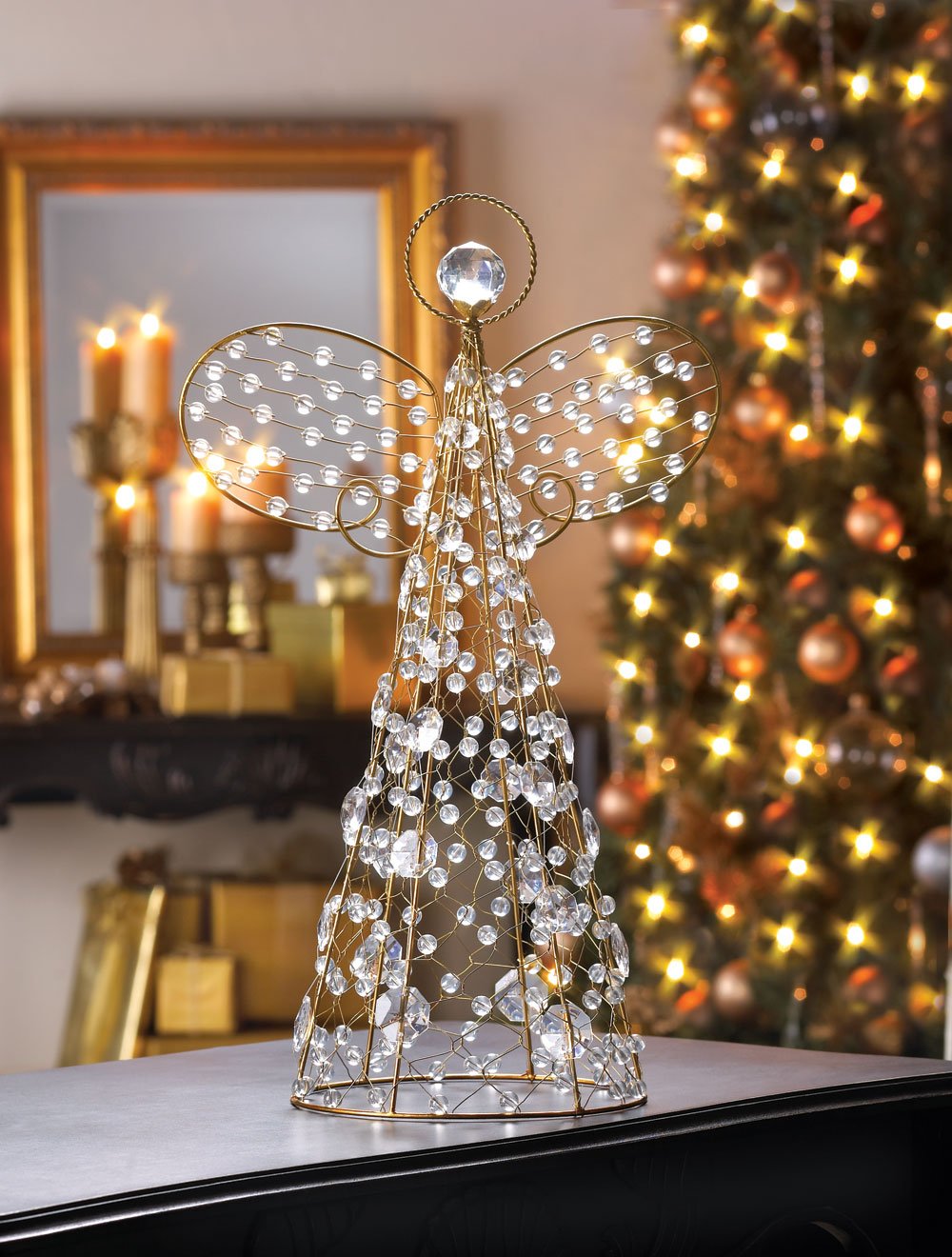 Beaded angel d?cor