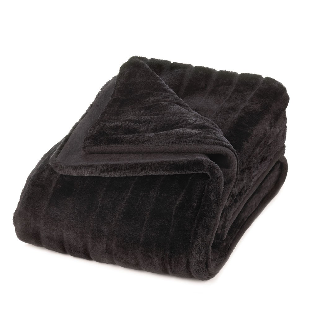 Deluxe black faux fur blanket