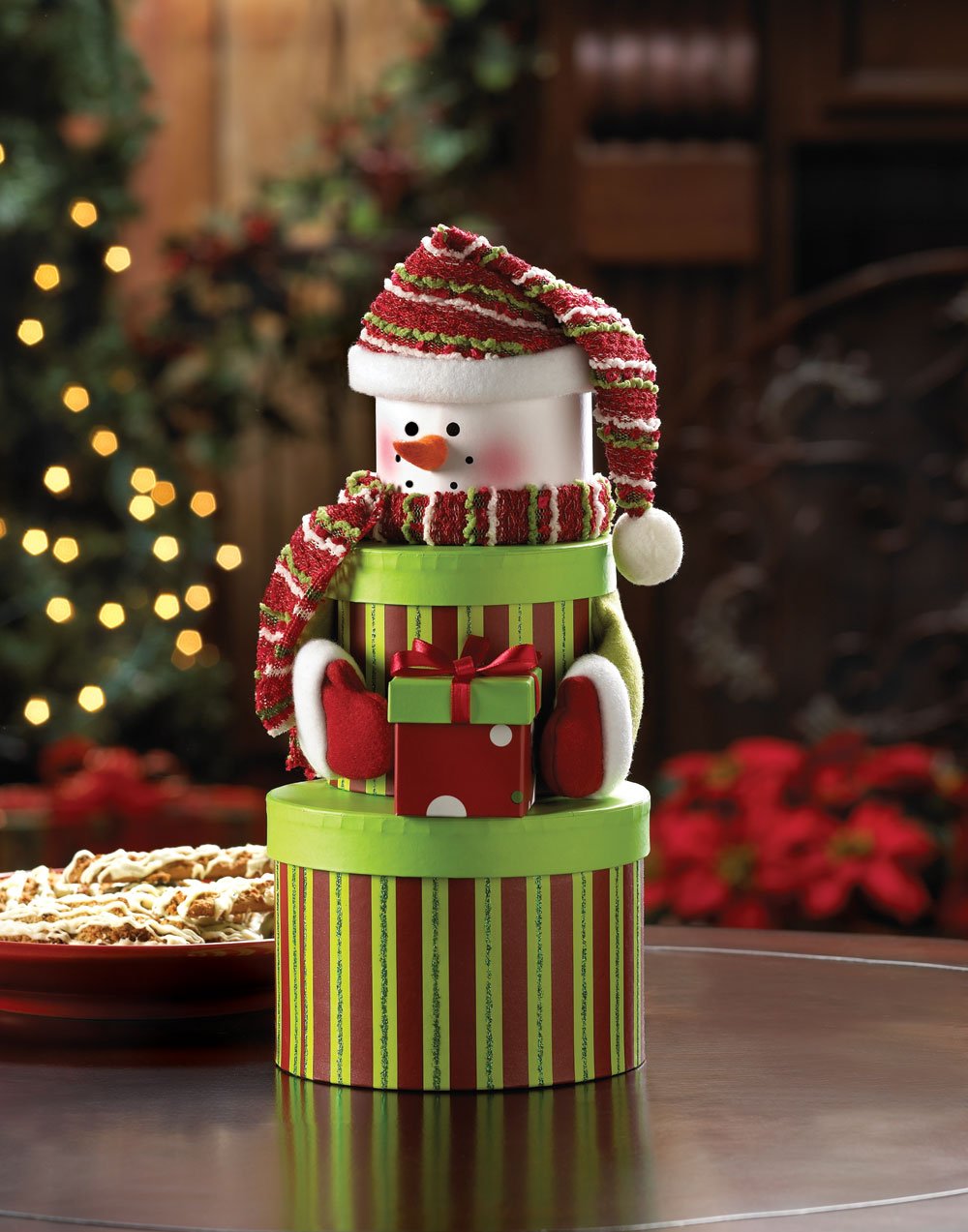 Snowman tiered gift boxes